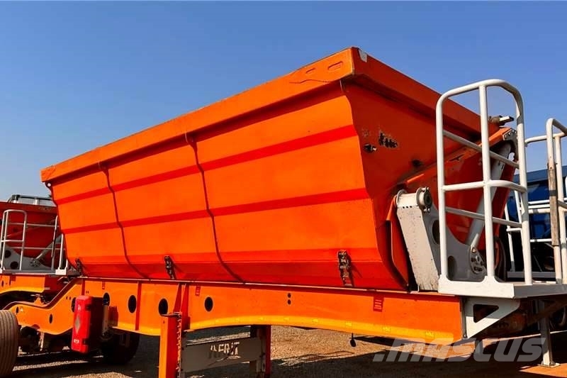 Afrit 25mÂ³ Interlink Side Tipper Trailer Anders