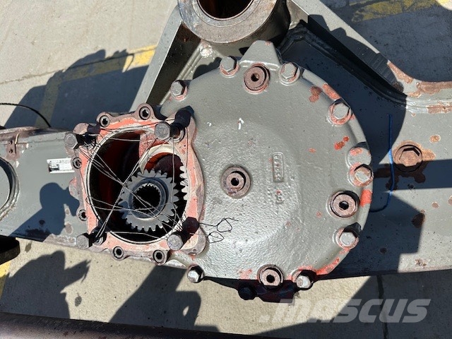 Sennebogen 735 M-HD AXLES Akslar