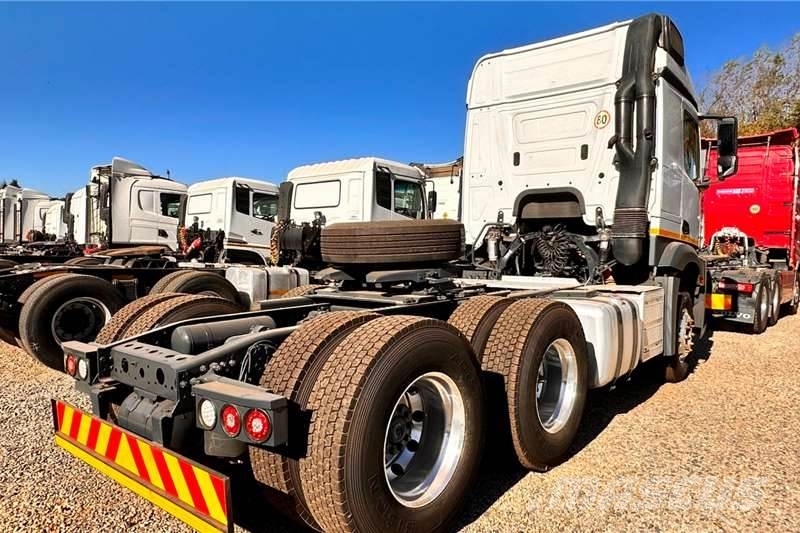 Mercedes-Benz Actros 2645 6x4 T/T Otros camiones