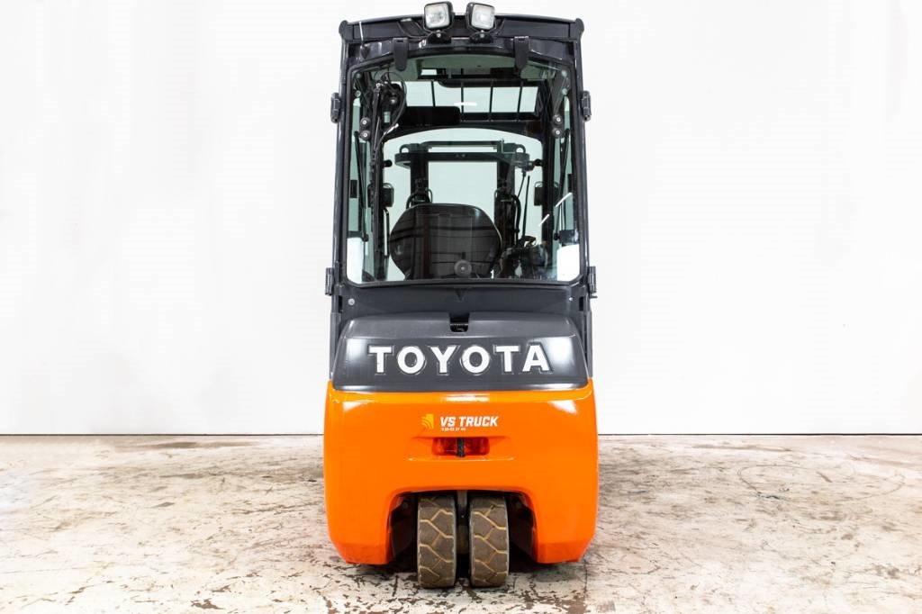 Toyota 8FBET20, Containergående 2-tonstruck med hytt Elektro Stapler