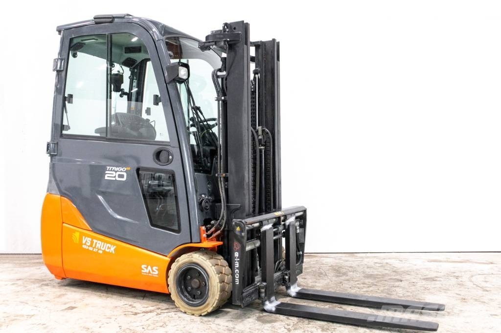 Toyota 8FBET20, Containergående 2-tonstruck med hytt Elektro Stapler