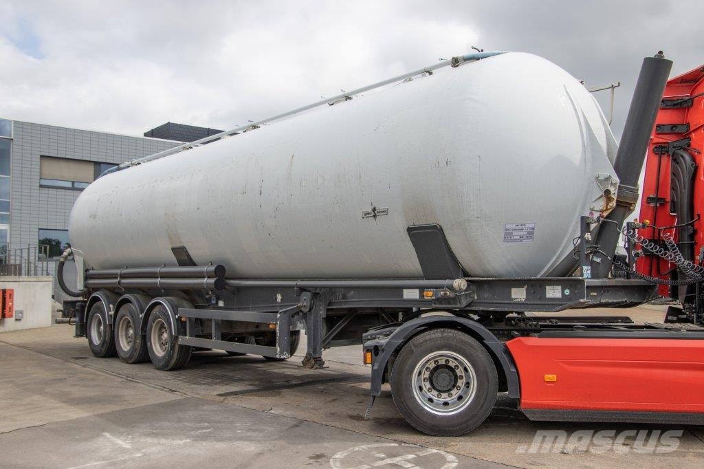 Spitzer Silo EUROVRAC-SK2460 - 60M³+5COMP Cisterna semi-remorci