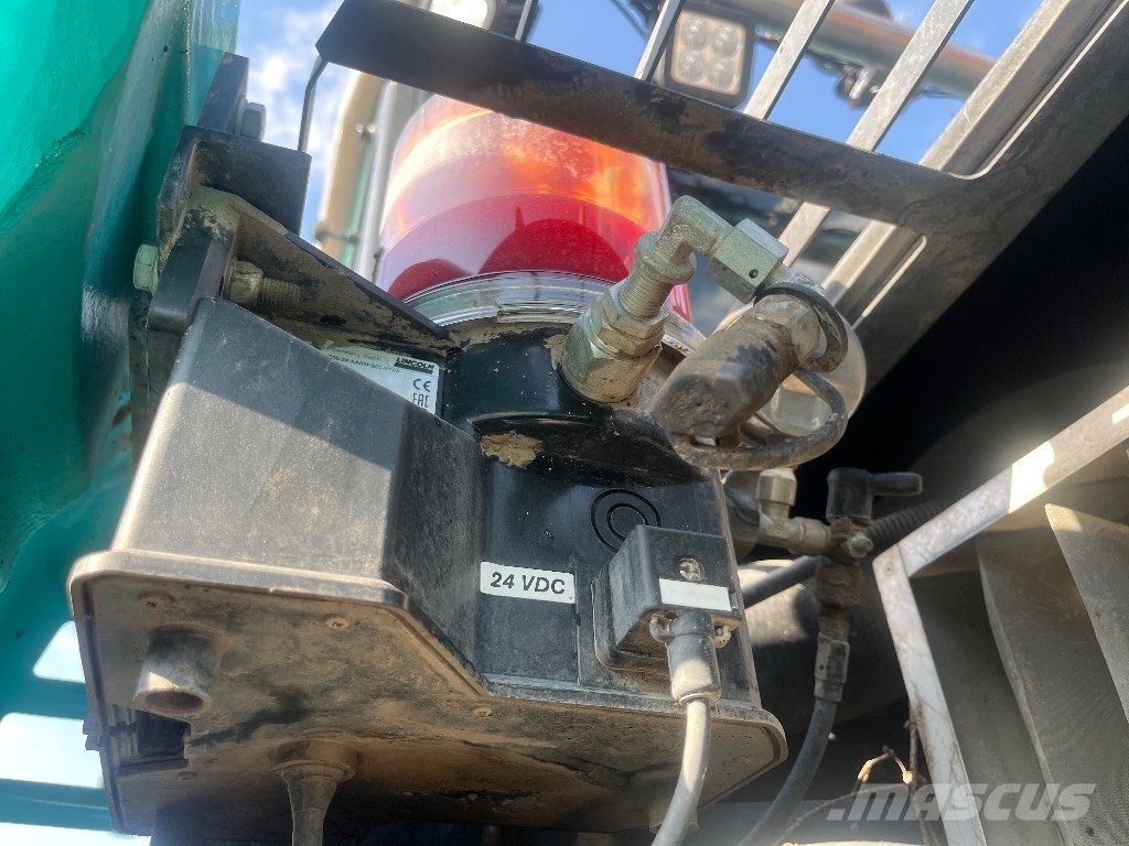 Kobelco SK 230 SR LC / Engcon, Kauha, Rasvari Гусеничные экскаваторы