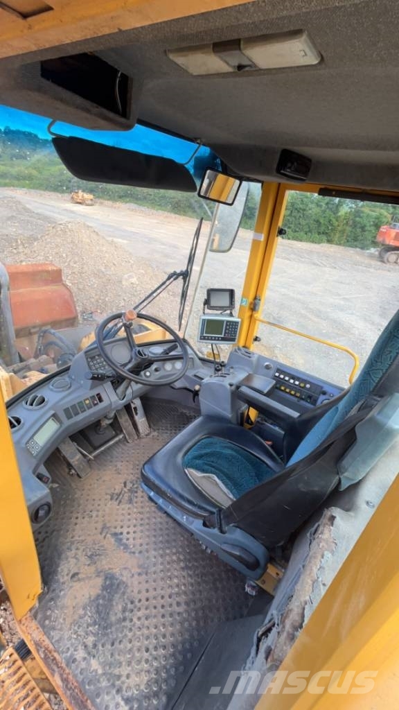 Volvo L 180 C Incarcator pe pneuri