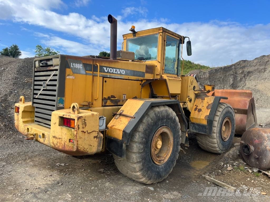 Volvo L 180 C Incarcator pe pneuri
