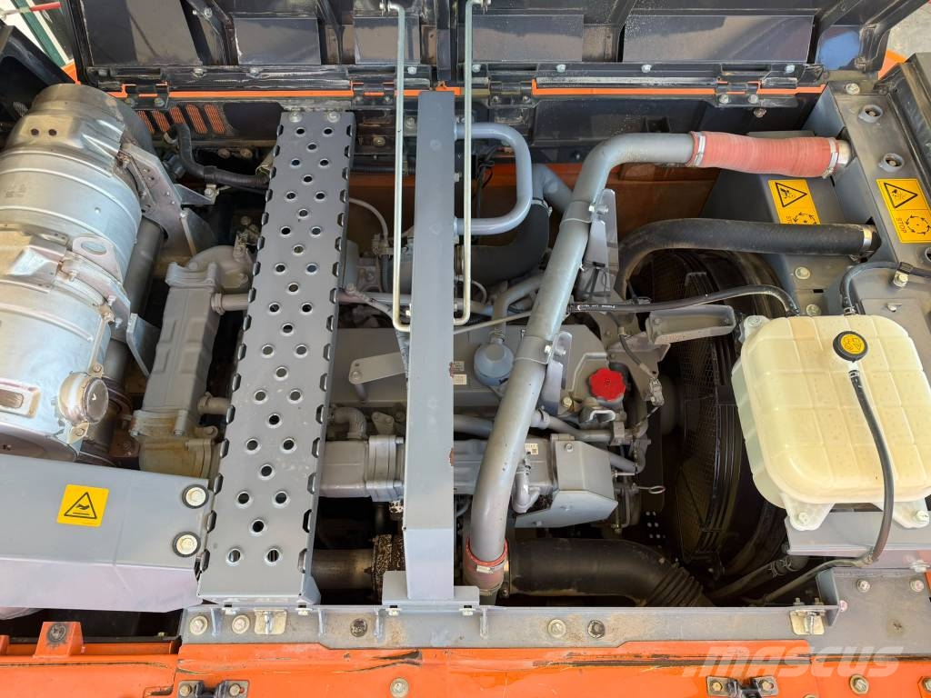 Hitachi ZX 350, ZX350 Escavadoras de rastos