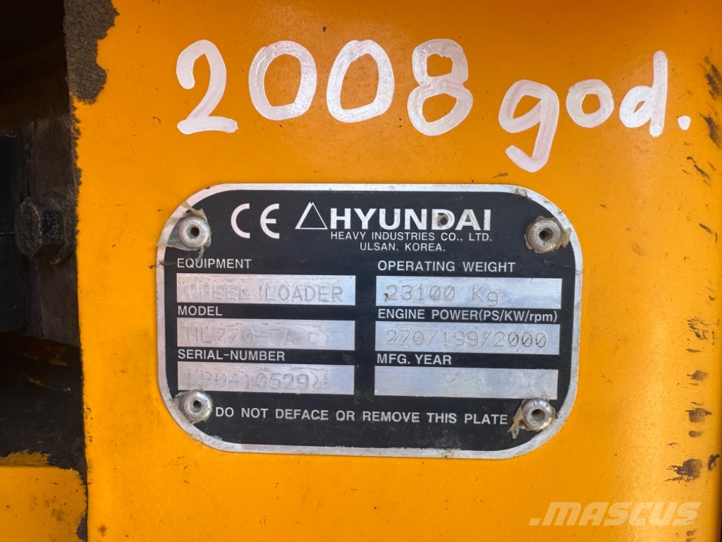 Hyundai 770-7A لوادر بعجل