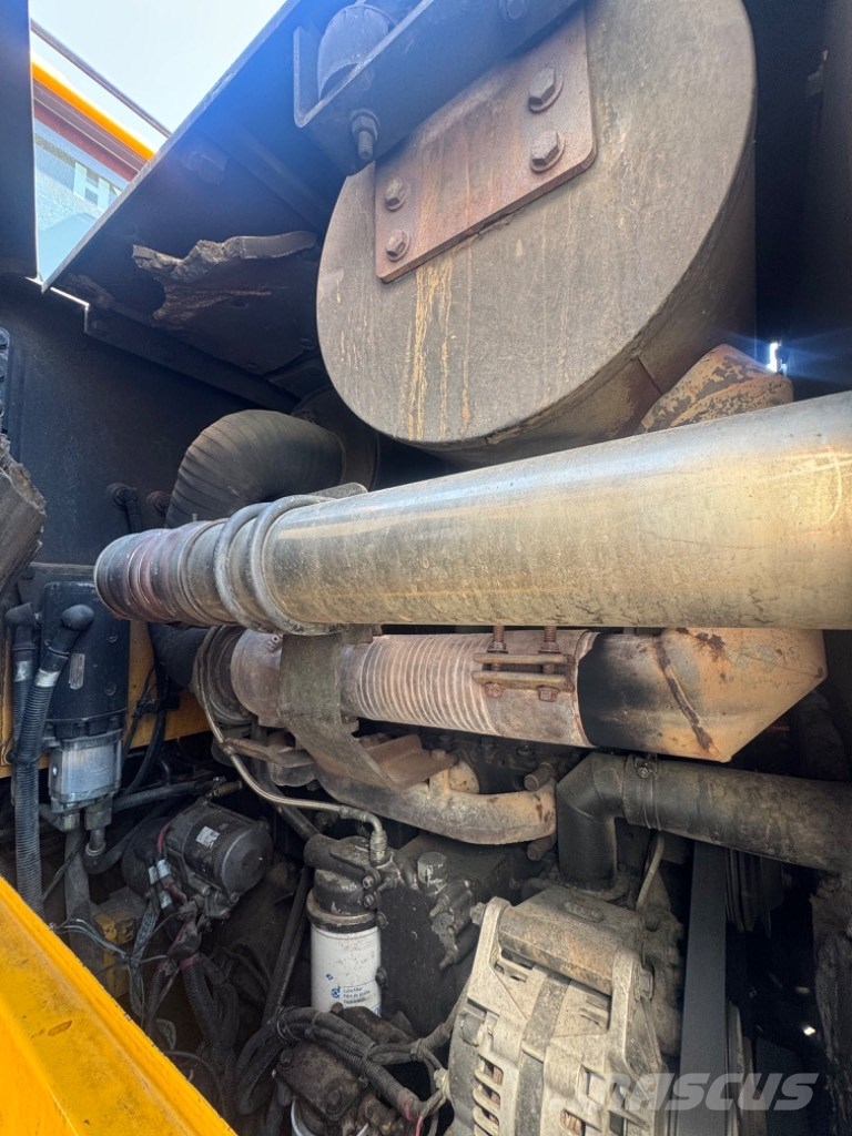 Hyundai 770-7A لوادر بعجل
