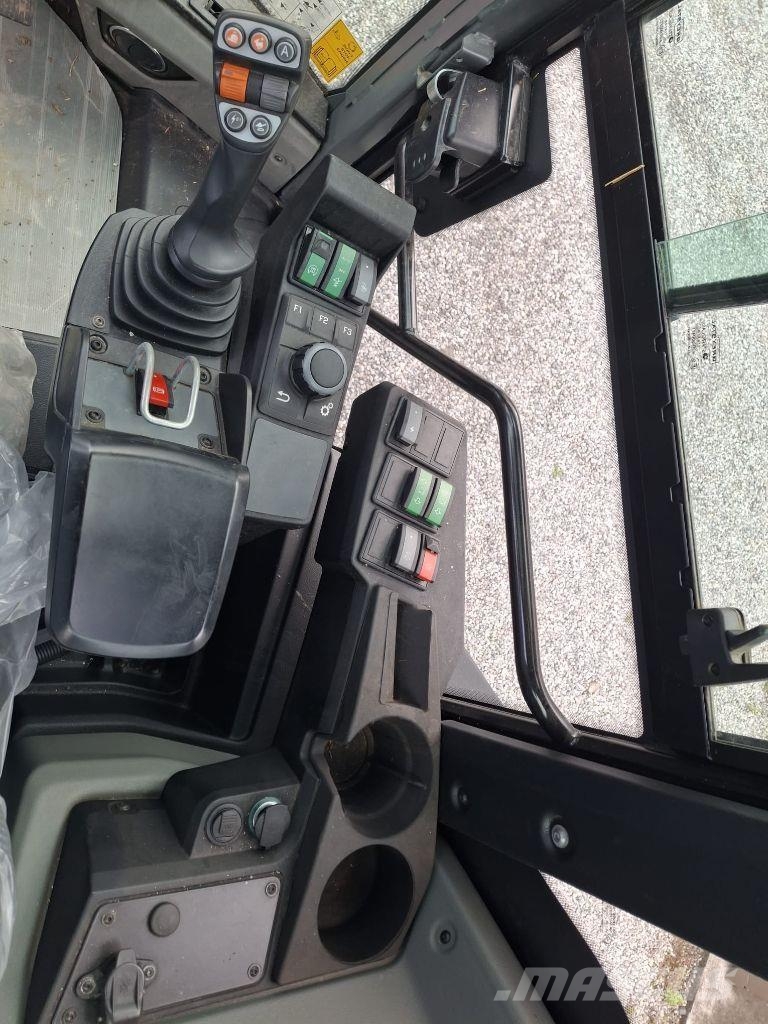 Weidemann 9580T 農業用伸縮臂裝載機