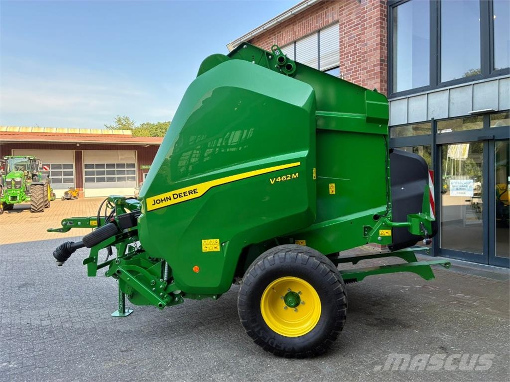 John Deere V462M Ronde-balenpersen