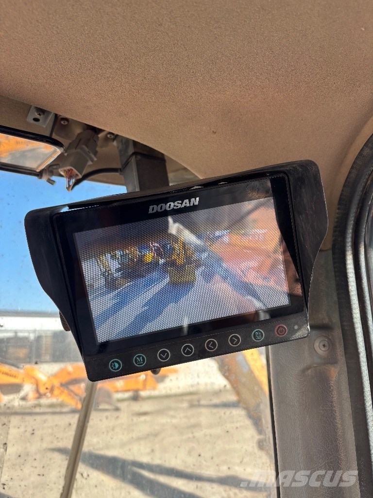 Doosan DL 250 Rataslaadurid