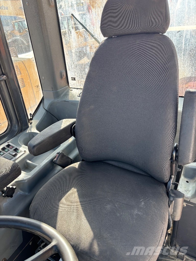 Doosan DL 250 Rataslaadurid