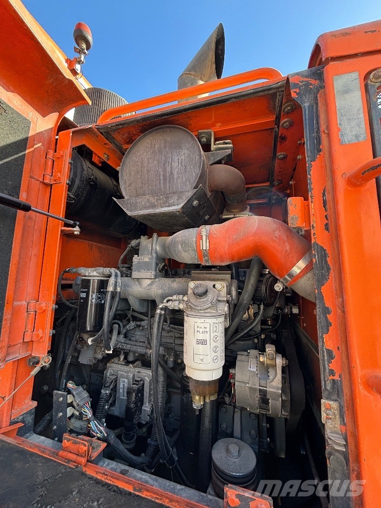 Doosan DL 250 Rataslaadurid