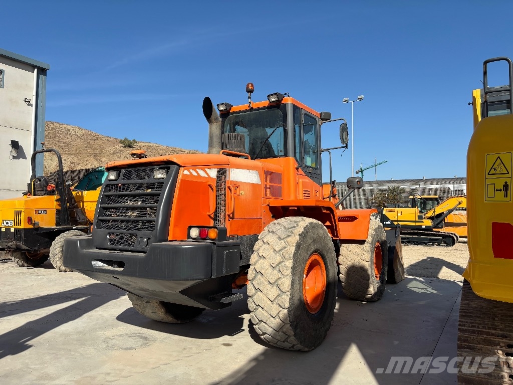 Doosan DL 250 Rataslaadurid