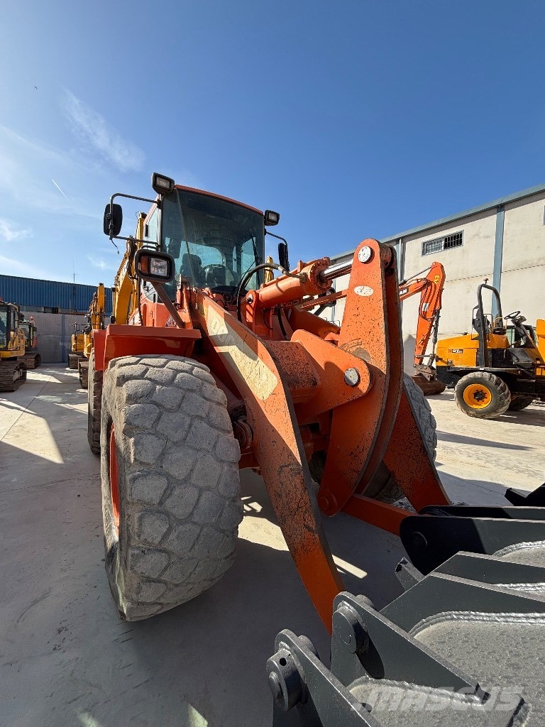 Doosan DL 250 Rataslaadurid