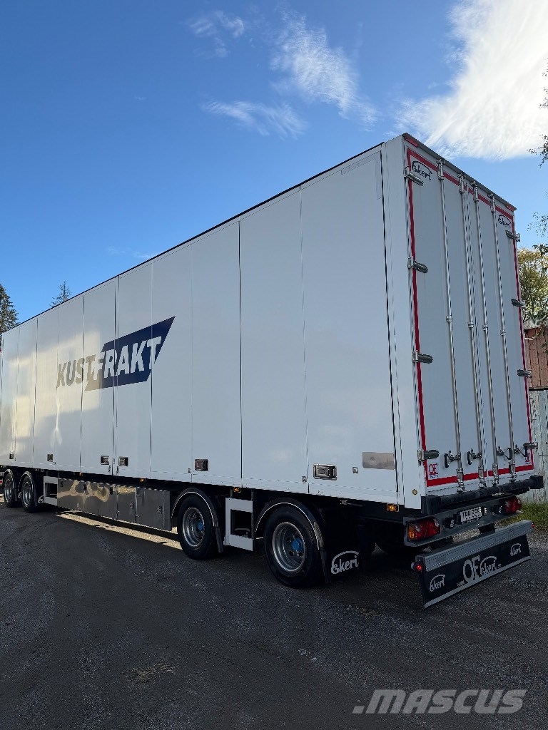 Ekeri Skåpsläp S8-D med öppningsbar sida -18 Carrocería de caja
