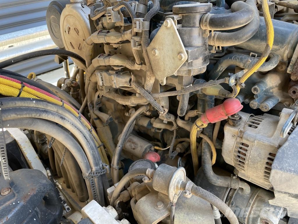Bomag BW 151 AD-5 مداحل ثنائية الاسطوانة