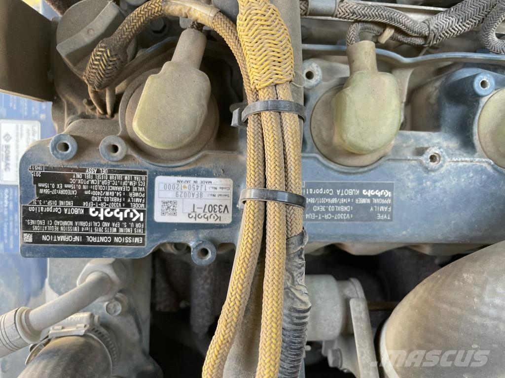 Bomag BW 151 AD-5 مداحل ثنائية الاسطوانة
