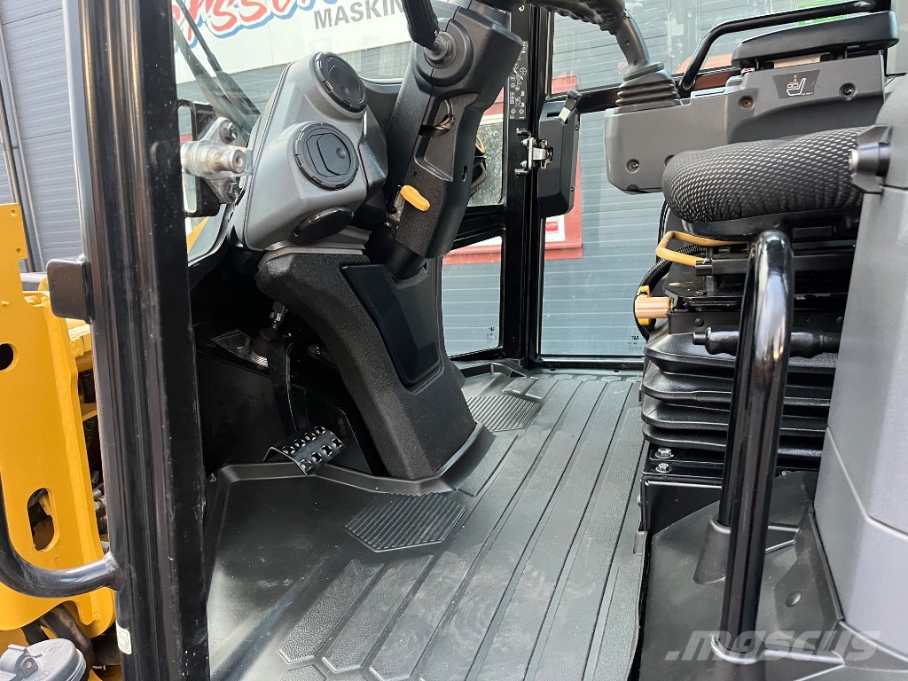 CAT 908 -23 NextGen 40Km/h Mktutr Rataslaadurid