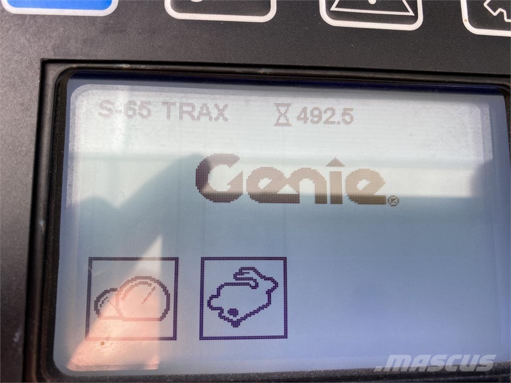 Genie S-65 TRAX رافعات سلة مفصلية