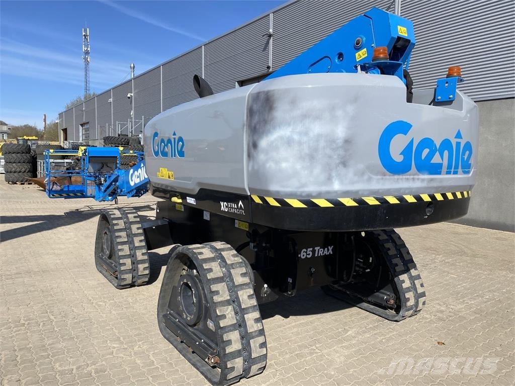 Genie S-65 TRAX رافعات سلة مفصلية