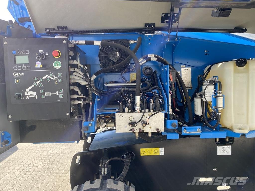 Genie S-65 TRAX رافعات سلة مفصلية