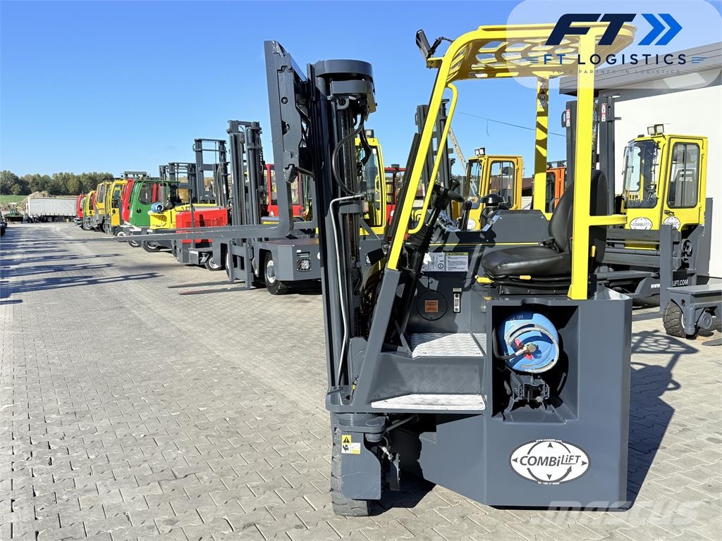 Combilift C3000CB | GAS | TRIPLEX 4900 MM | READY 4-way reach truck