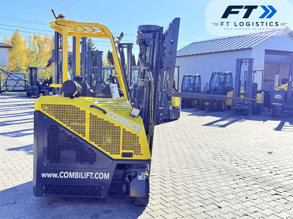 Combilift C3000CB | GAS | TRIPLEX 4900 MM | READY Viličari sa 4-stranskim dohvatom