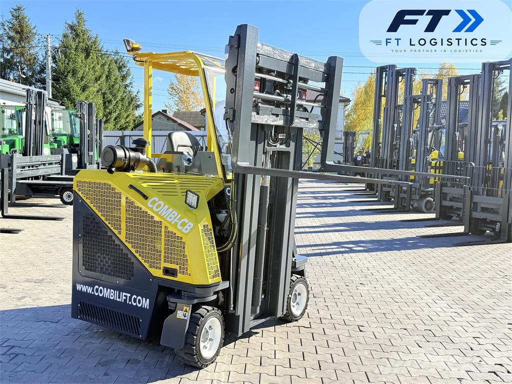 Combilift C3000CB | GAS | TRIPLEX 4900 MM | READY 四轮前移式叉车