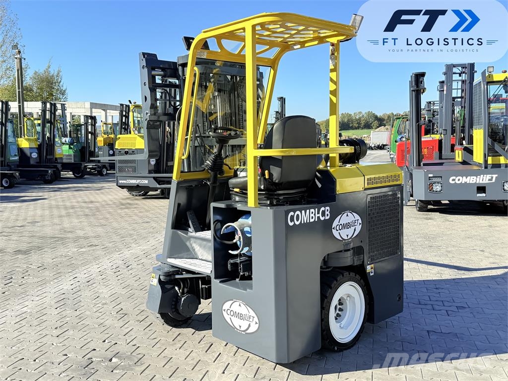 Combilift C3000CB | GAS | TRIPLEX 4900 MM | READY Viličari sa 4-stranskim dohvatom