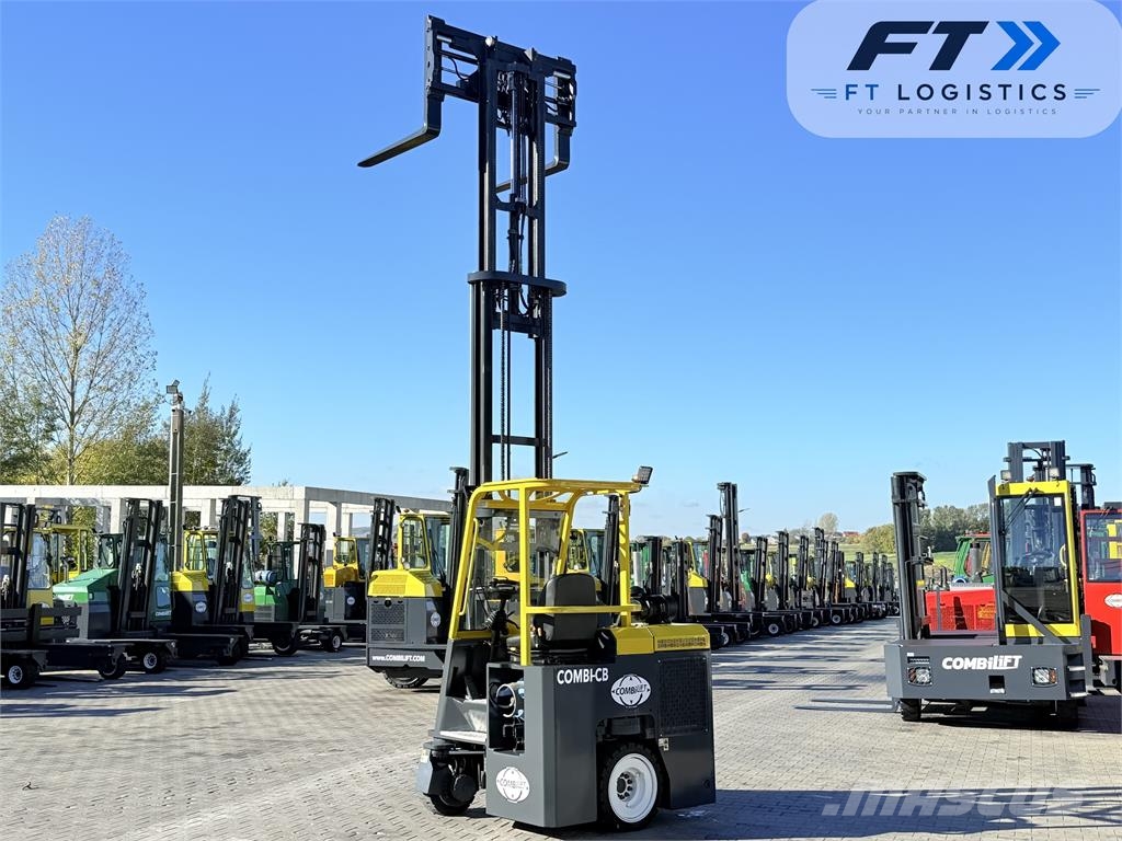 Combilift C3000CB | GAS | TRIPLEX 4900 MM | READY 四轮前移式叉车