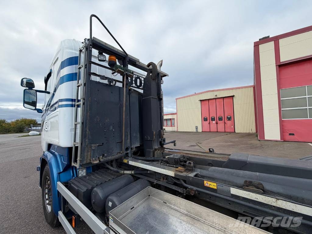 Scania R450LB8X4*HNB Seria nr 5772 훅 리프트 트럭