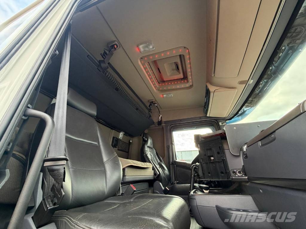 Scania R450LB8X4*HNB Seria nr 5772 훅 리프트 트럭