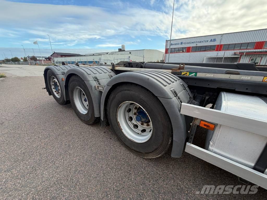 Scania R450LB8X4*HNB Seria nr 5772 훅 리프트 트럭