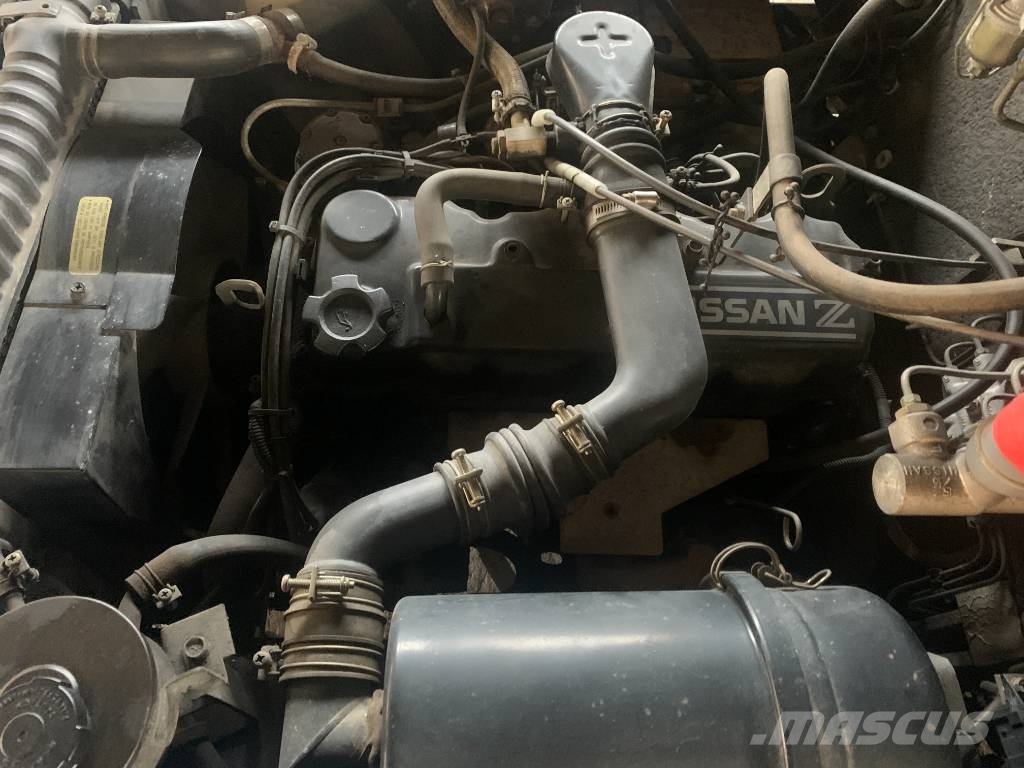 Nissan FG2500 V-2566 EO Airport equipment