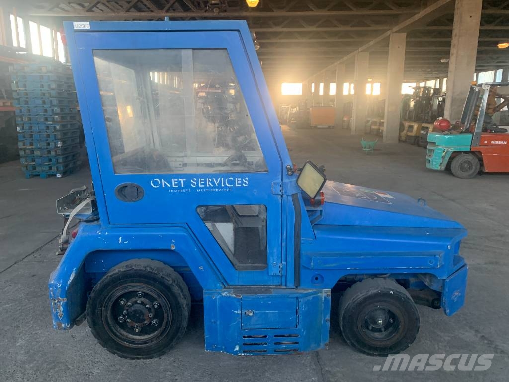Nissan FG2500 V-2566 EO Airport equipment