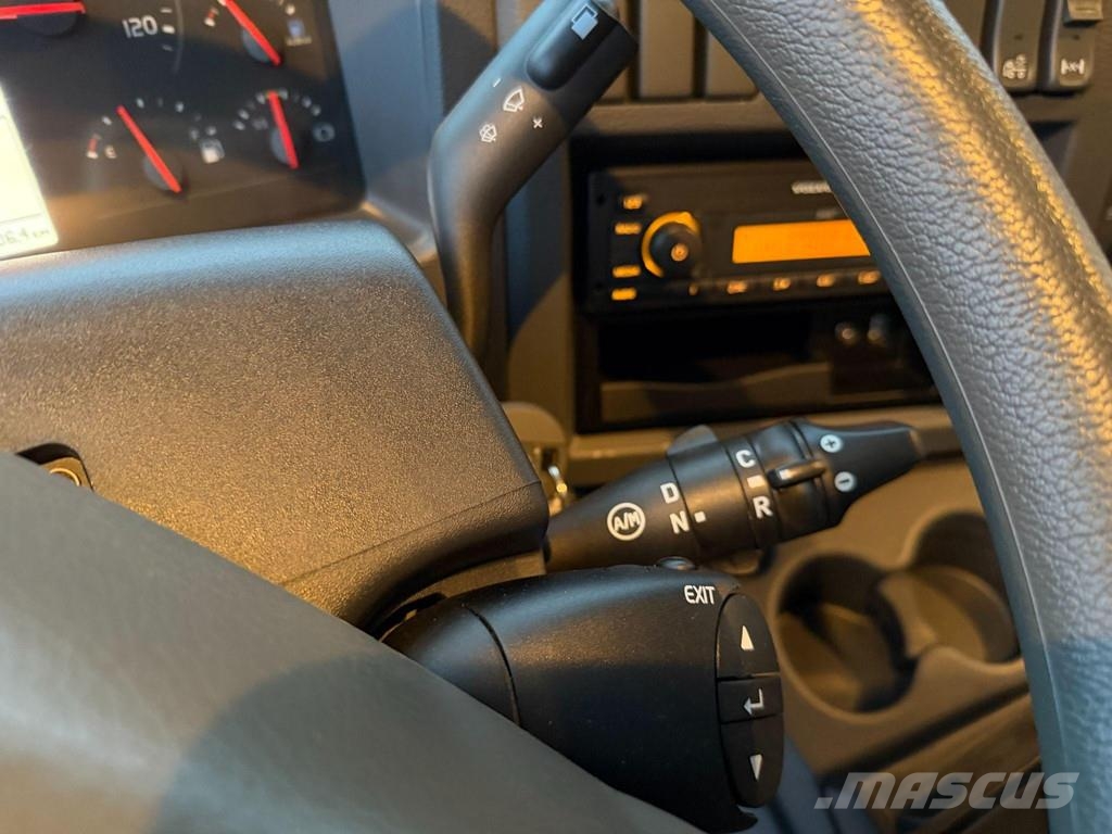 Volvo FL240 4X2 EURO6 + BOX HEATING Sunkvežimiai su dengtu kėbulu