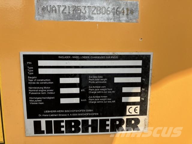 Liebherr L 526 Iekrāvēji uz riteņiem
