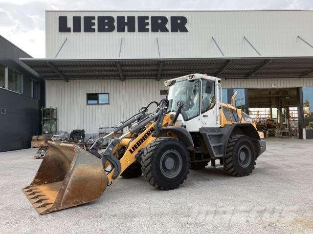 Liebherr L 526 Iekrāvēji uz riteņiem