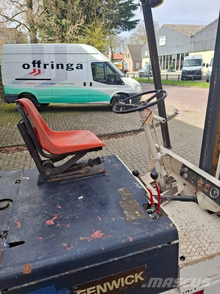 Fenwick DIAP 205-C-SD116 Heftruck Wózki Diesla