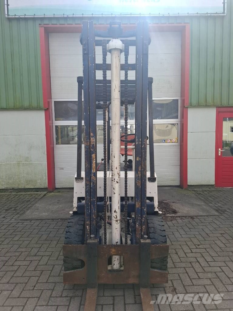Fenwick DIAP 205-C-SD116 Heftruck Wózki Diesla