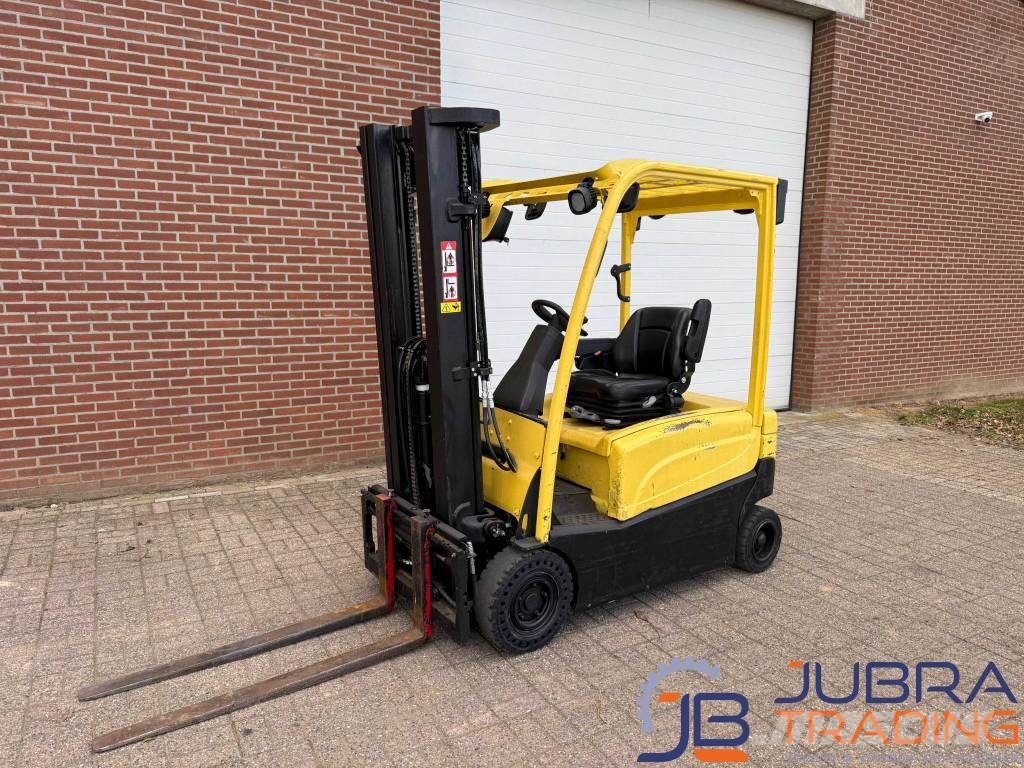 Hyster J1.6XN LWB Electric forklifts