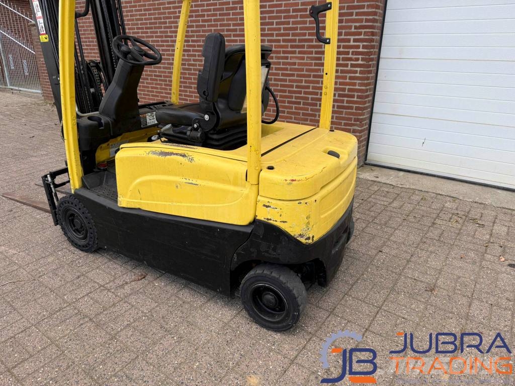 Hyster J1.6XN LWB Electric forklifts