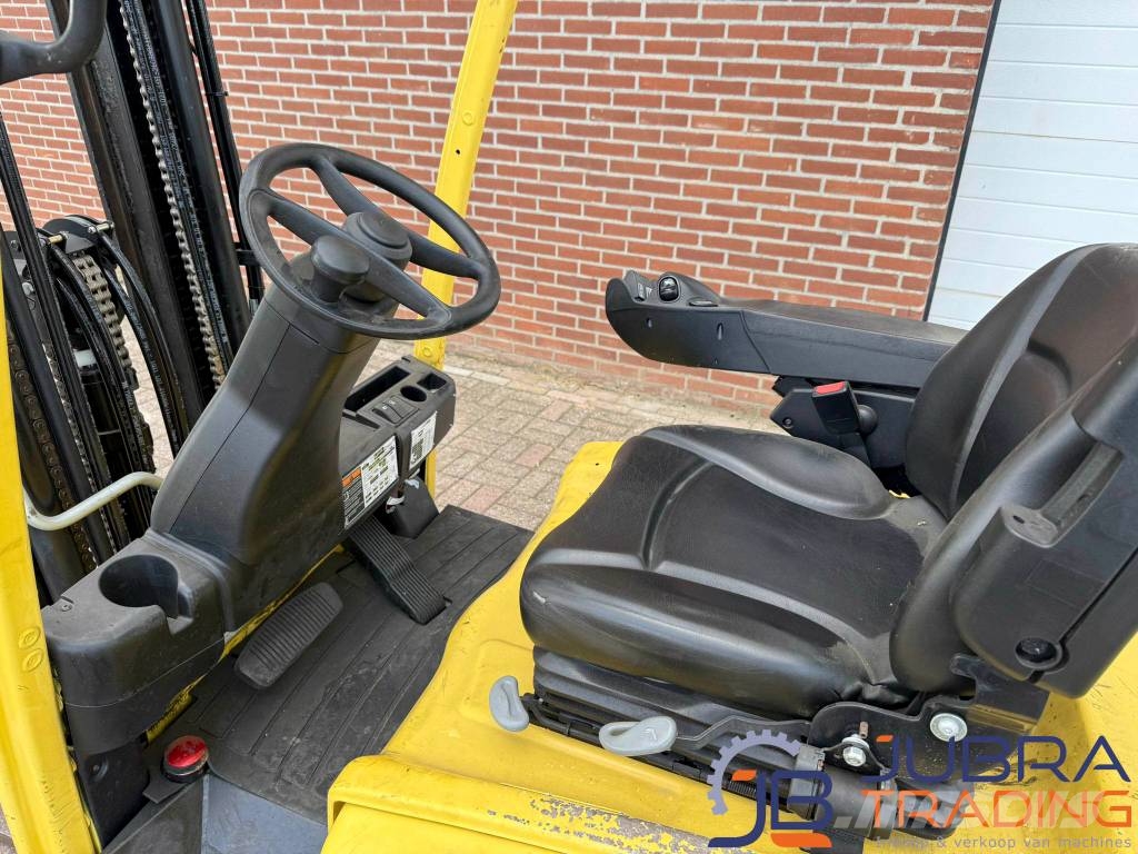 Hyster J1.6XN LWB Electric forklifts