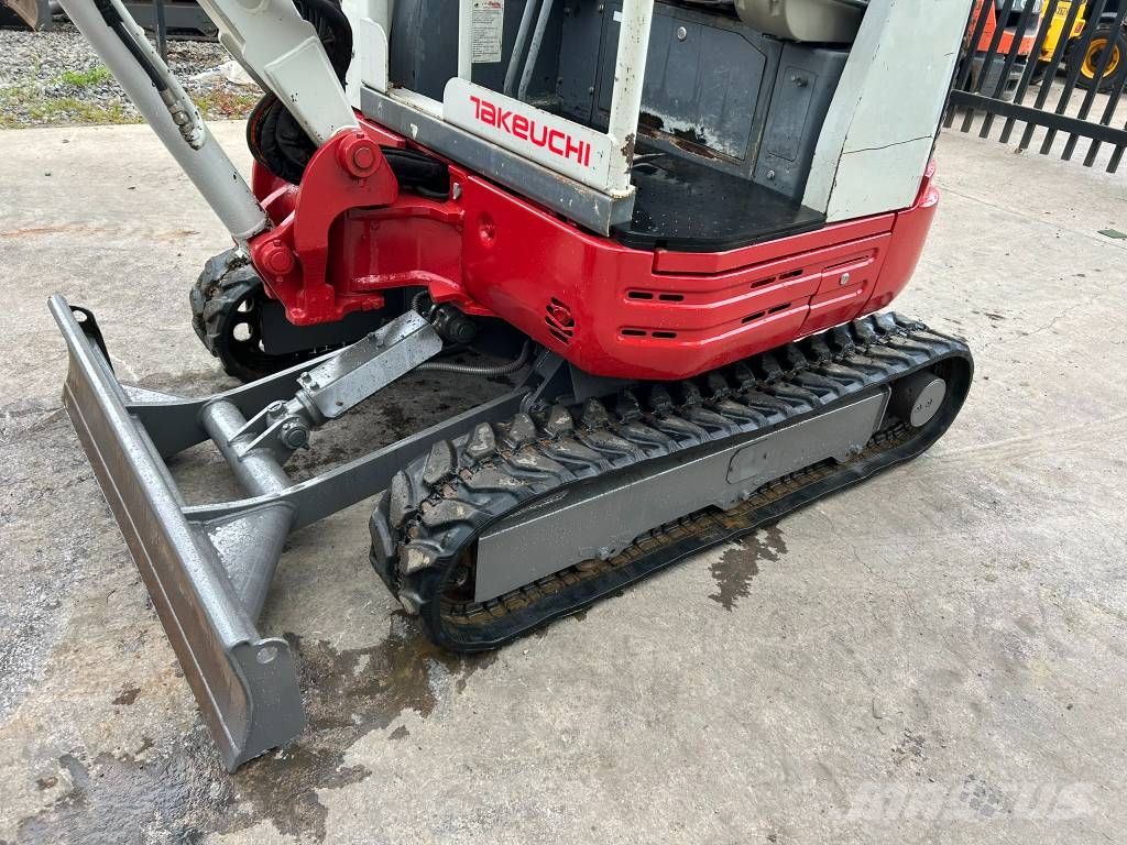 Takeuchi TB 23 R Miniescavatori