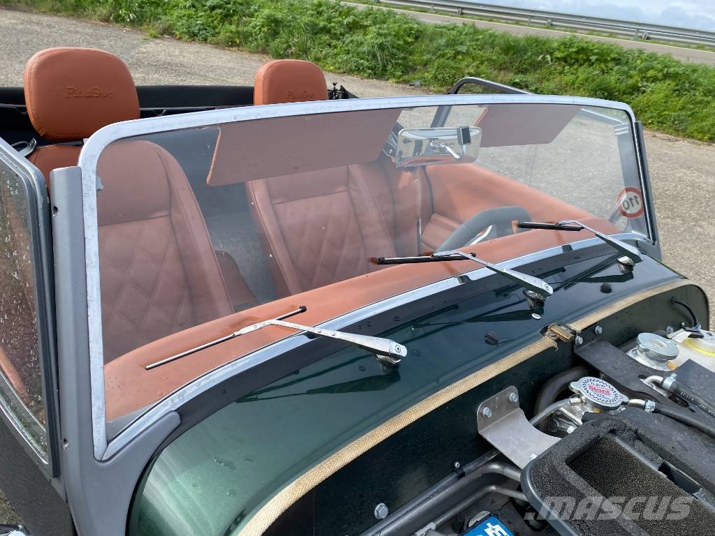 Morgan Cabriolet PLUS SIX 3.0i First Edition endommagée Carros