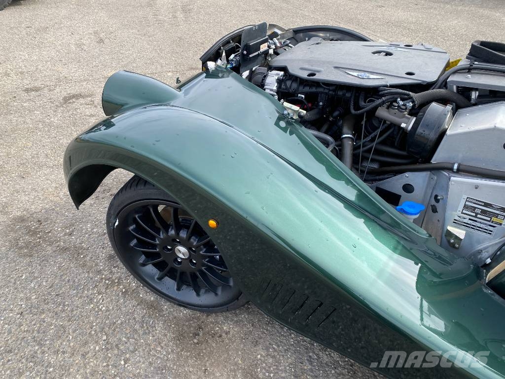 Morgan Cabriolet PLUS SIX 3.0i First Edition endommagée Carros
