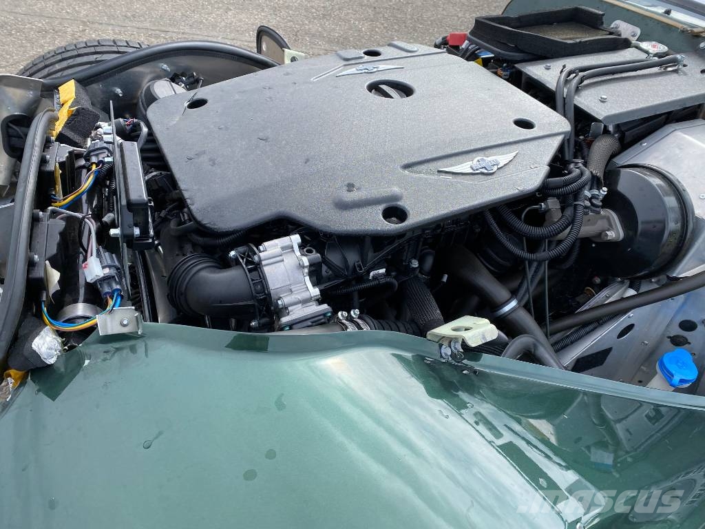 Morgan Cabriolet PLUS SIX 3.0i First Edition endommagée Carros