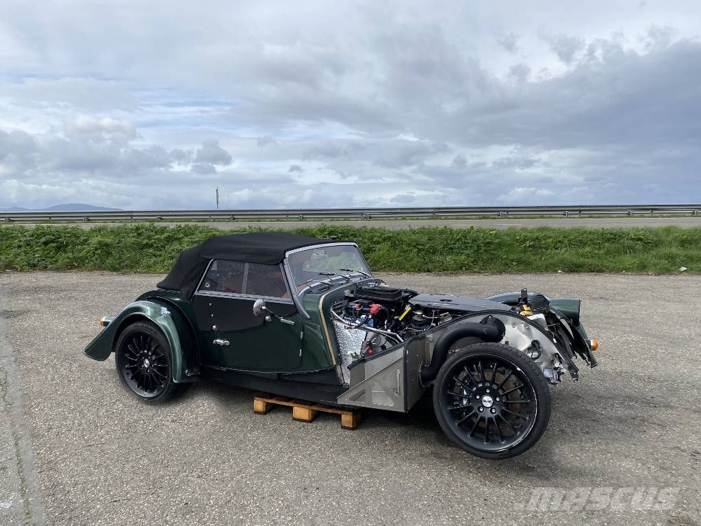 Morgan Cabriolet PLUS SIX 3.0i First Edition endommagée Carros