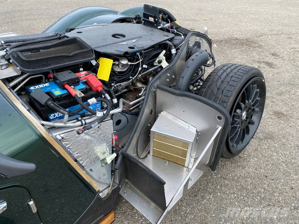 Morgan Cabriolet PLUS SIX 3.0i First Edition endommagée Carros